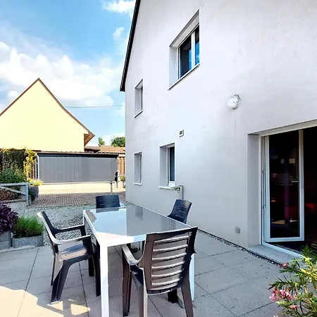 Vakantiehuis 3 Bedroom In *